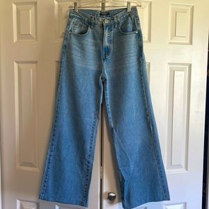 Brand new – Nasty gal, high waisted, wide, legged, jeans Sz. 34/XS
